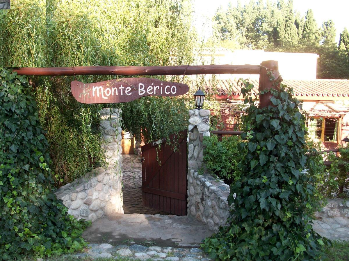 Hosteria Rural Monte Berico Hotel Los Hornillos Buitenkant foto